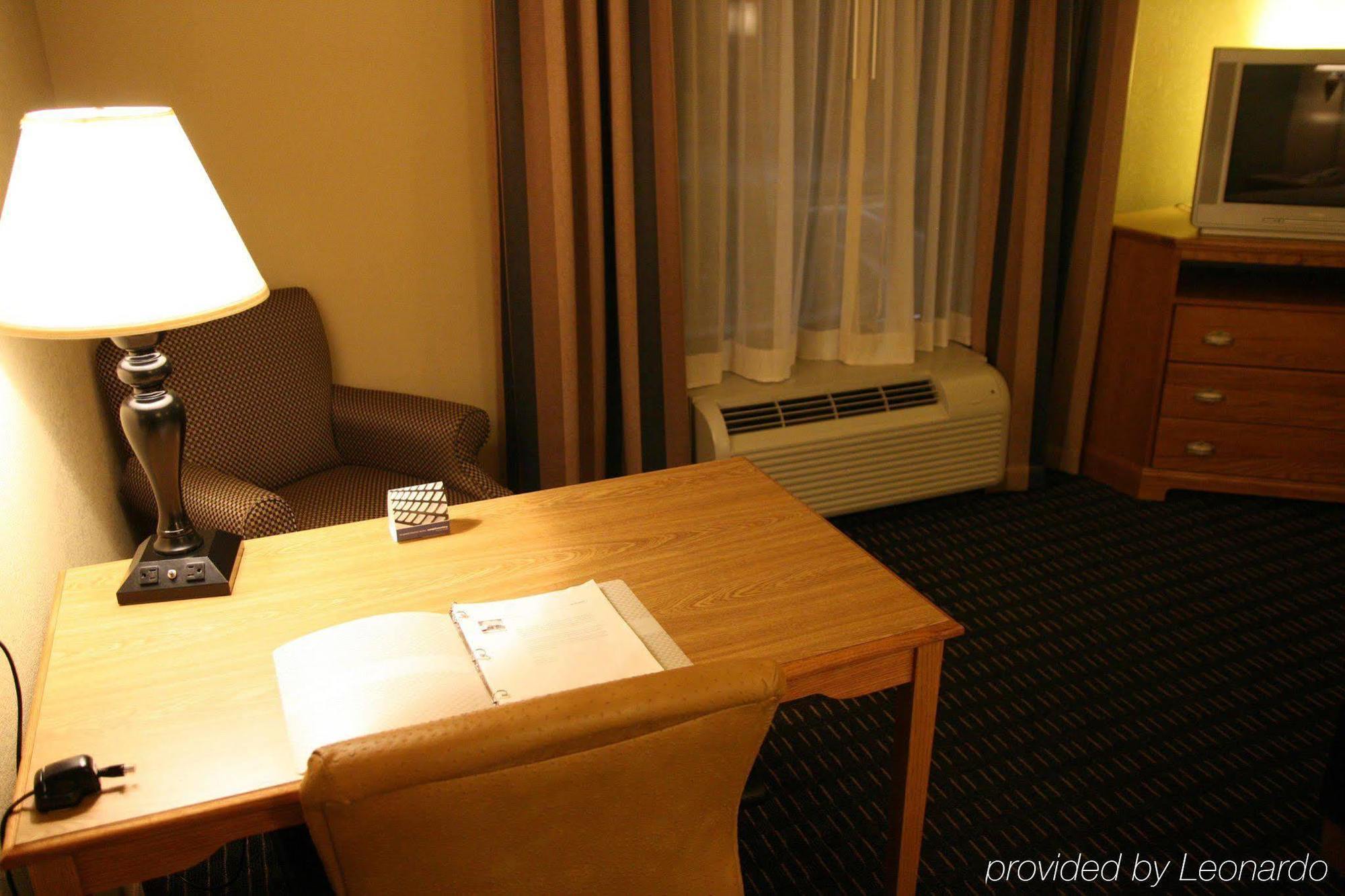 Hampton Inn & Suites Mobile Providence Park/Airport Habitación foto